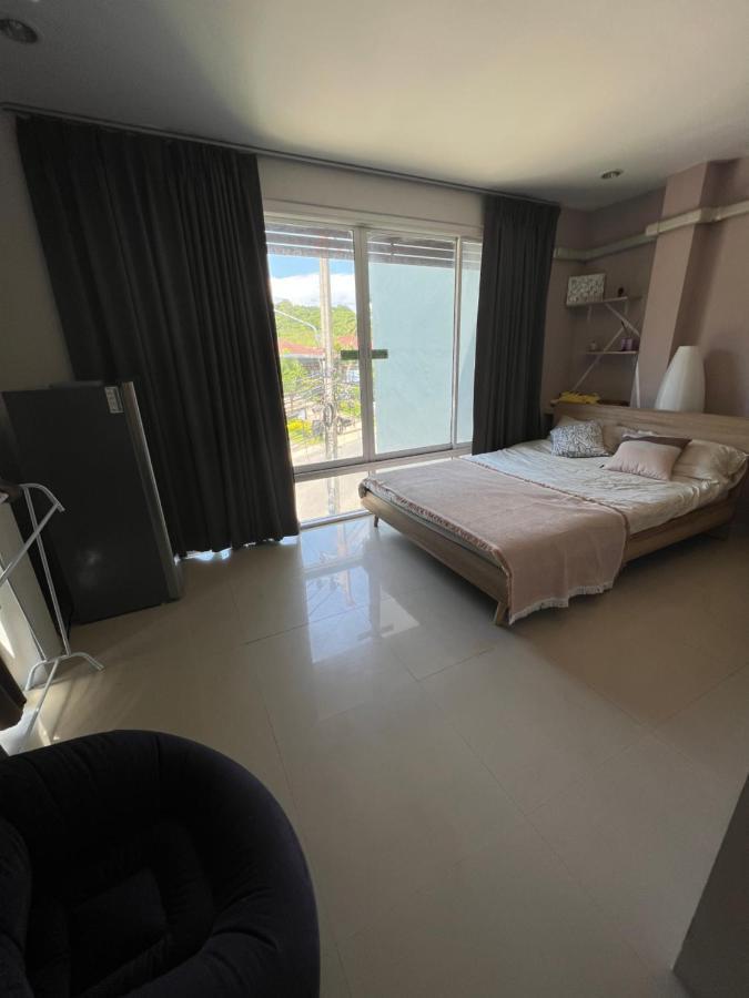 The Chu Cafe / Guesthouse Nai Harn Экстерьер фото
